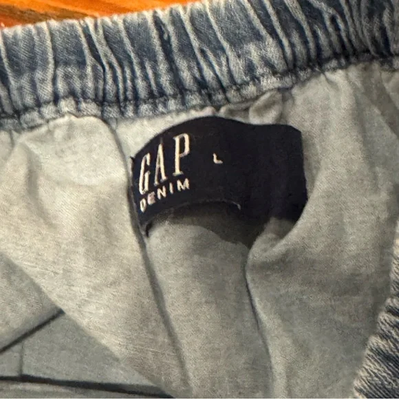 Denim Bubble Hem Mini Skirt - Picture 2 of 3